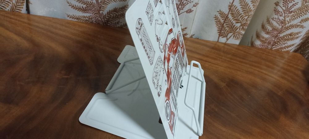 Подставка для учебников