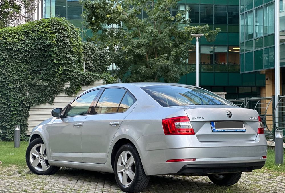 SKODA Octavia 2019 — imagine 2