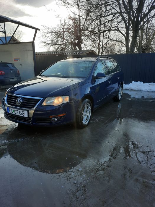 Vând sau SCHIMB  vw passat