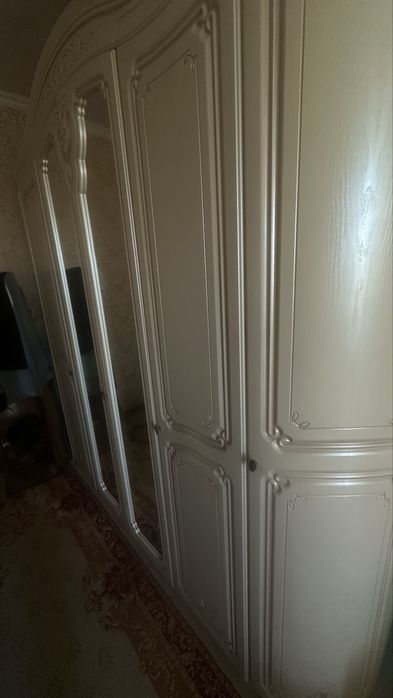 Спальный гарнитур