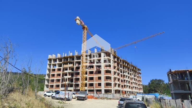 Продава се Двустаен апартамент в Варна, Възраждане 4 - 74 кв.м за 1244 €/кв.м - Снимка #1