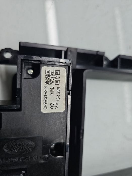 Panou media LAND ROVER Range Rover Evoque [Fabr 2011-2018] EJ32-18C858