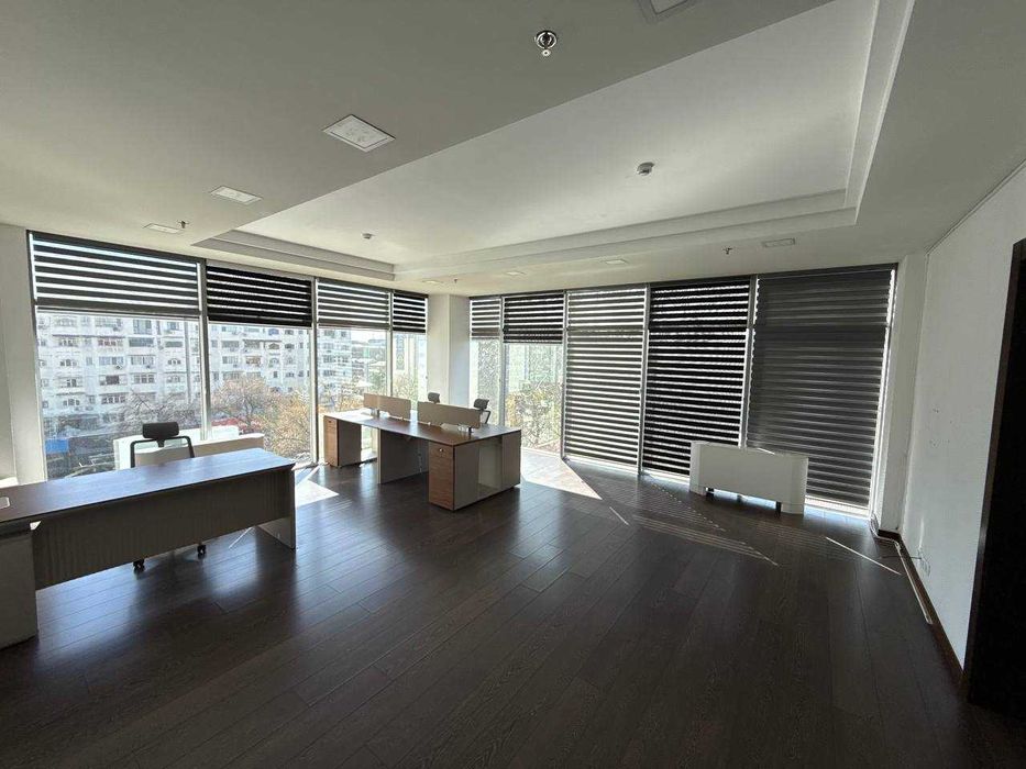 Сдаётся офис в БЦ UzOman Юнусабадский район