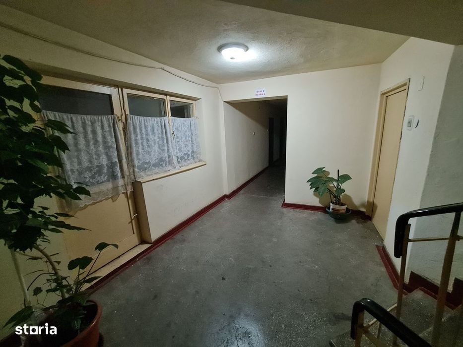 Inchiriez Garsoniera Confort 1 Moderna cu Balcon Micalaca Simfoniei