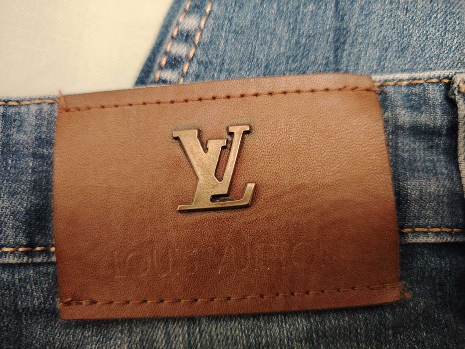 Нови Къси Дамски дънки 3/4-ти Louis vuitton
