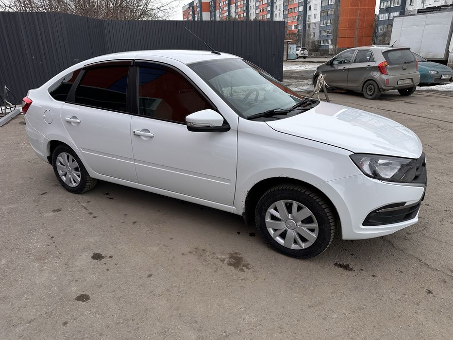 LADA granta 2023 год