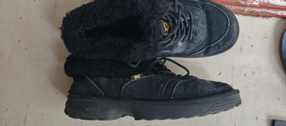 Кроссовки зимние