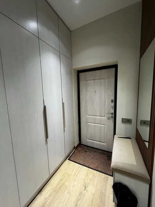 АРЕНДА срочно 2х ком квартира на Сайраме, Максим Горький БИЙ