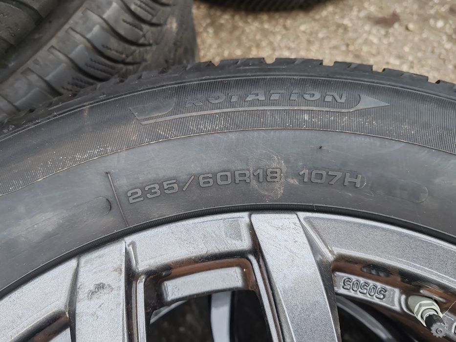 Kia Sorento 235/60/18