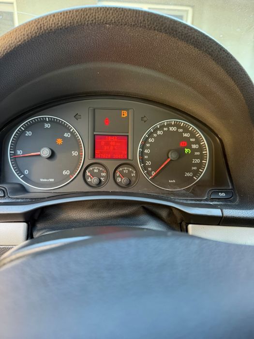 VW JETTA 2006.