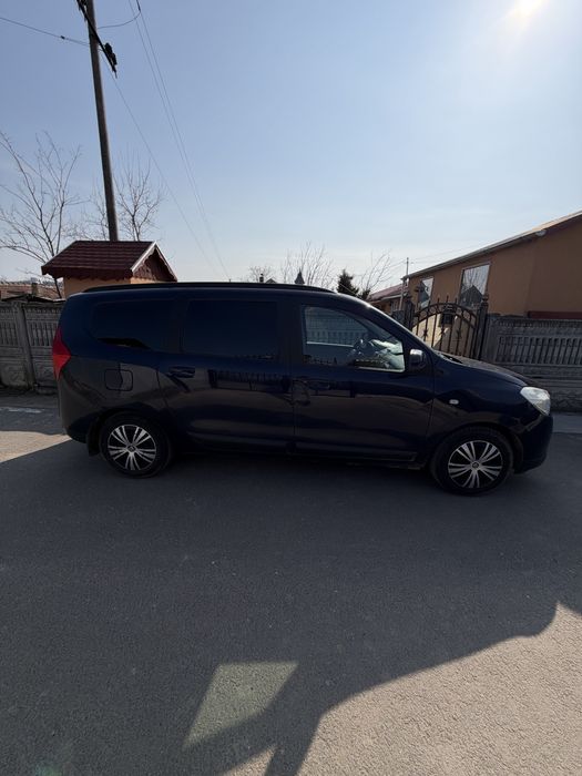 Dacia Lodgy 2013