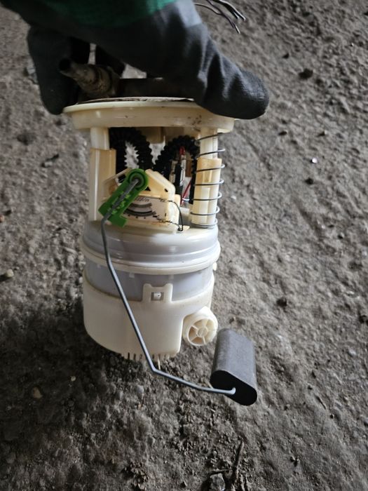 Pompa benzina in rezervor Dacia Logan [2004 - 2008] Sedan 1.4 MT