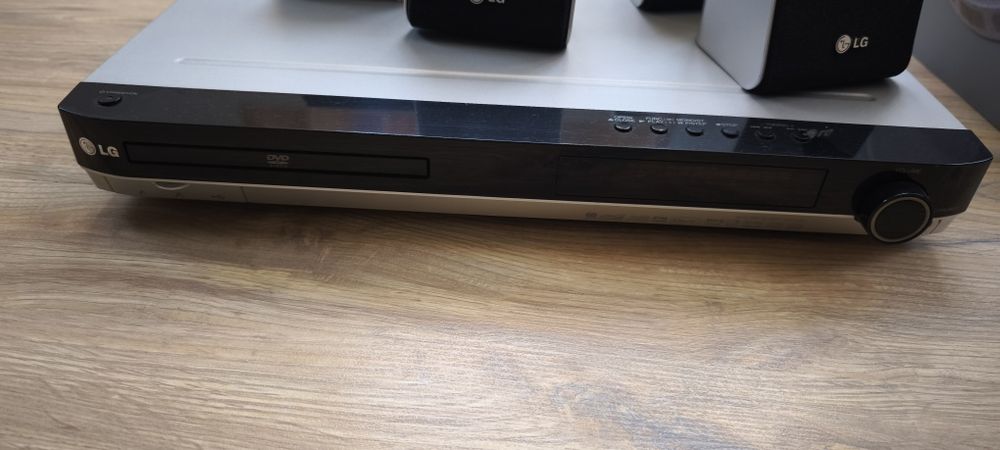 Sistem 5.1. lg subwofer