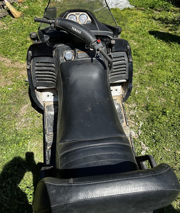 Sanie cu motor Yamaha Vmax 500 – stare foarte bună, raritate!