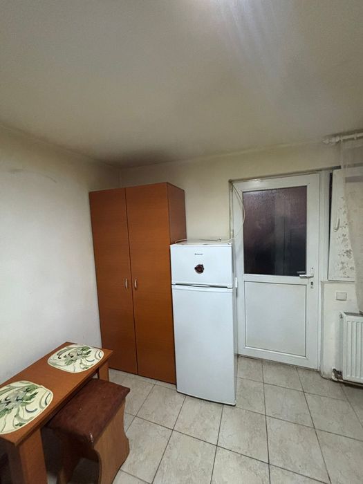 Garsoniera de inchiriat