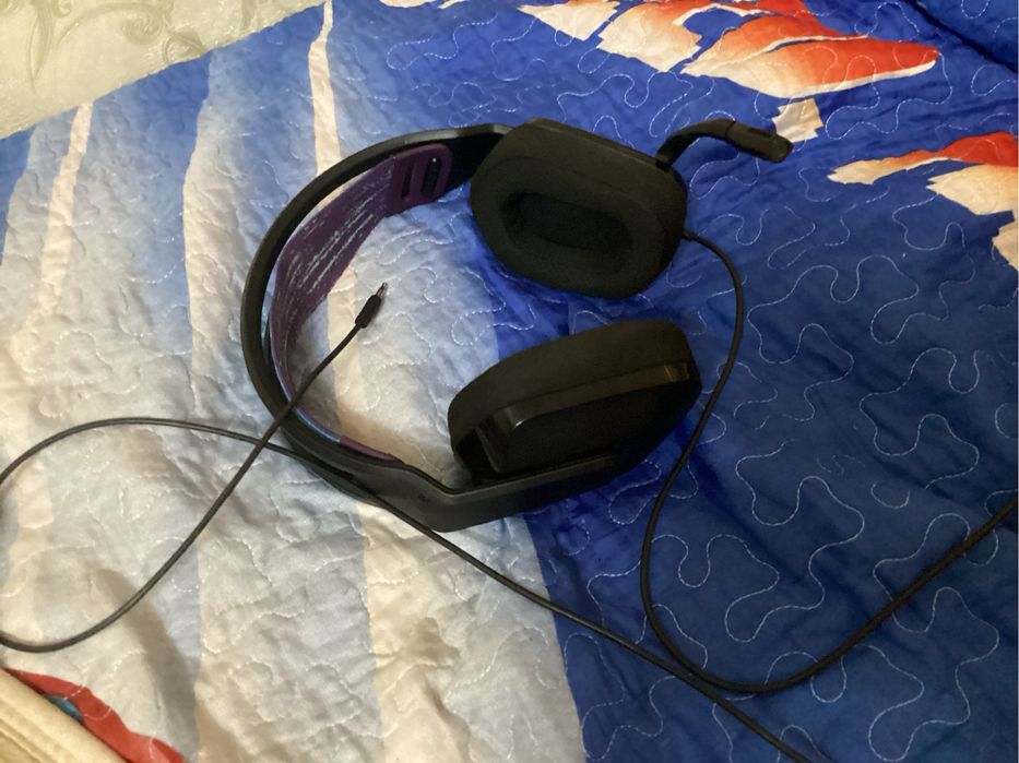 Logitech g335 в идеальном состоянии