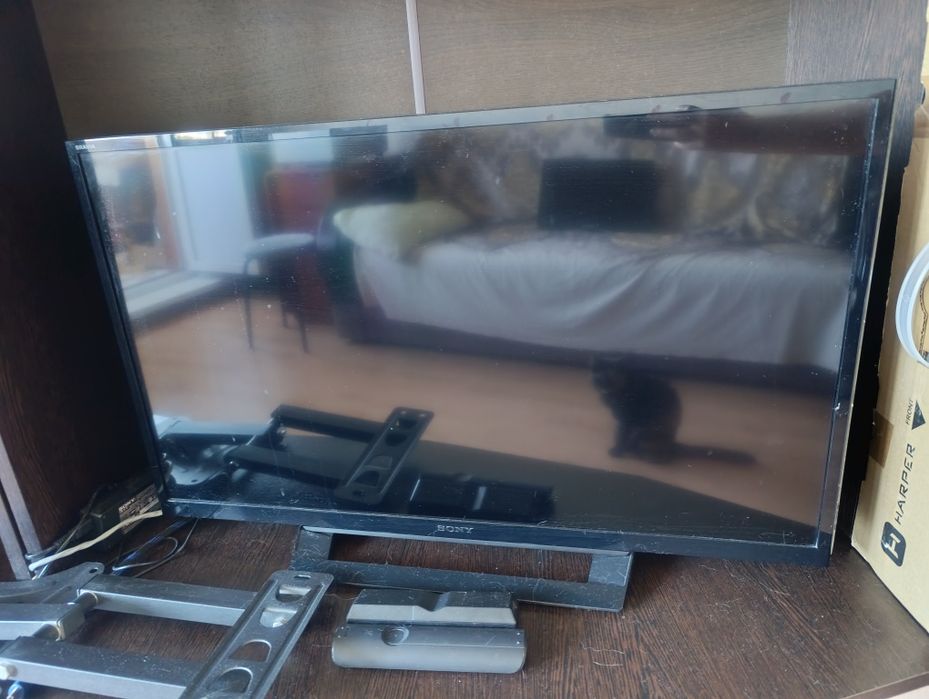 Телевизор  SONY BRAVIA 80 см, телевизор HARPER 56 см