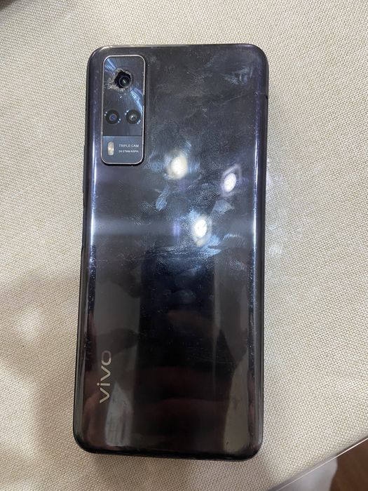 Продам телефон vivo