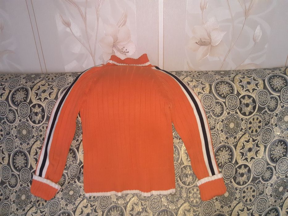 Детский теплый свитер