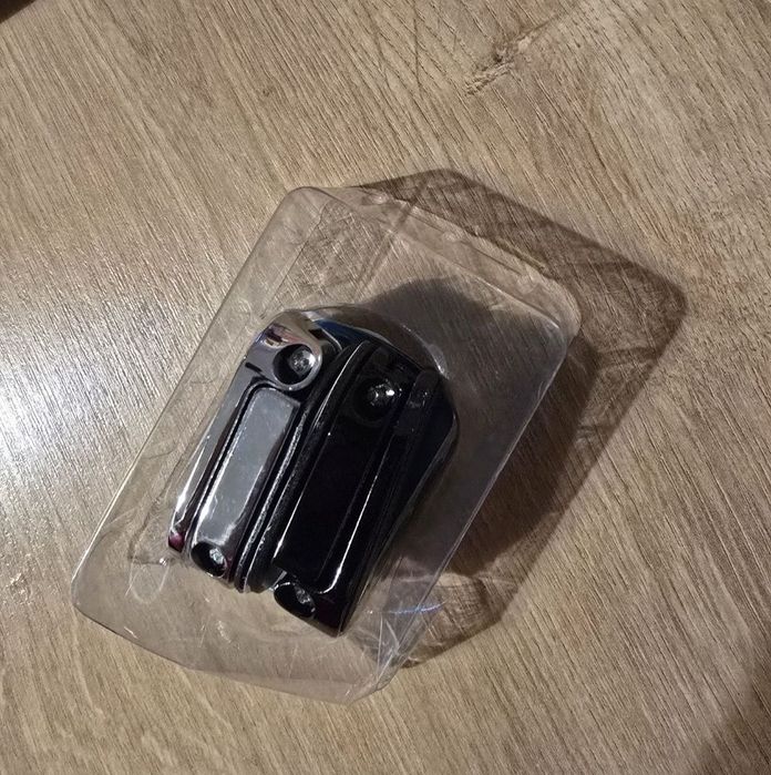 Suport magnetic telefon ( pentru masina)