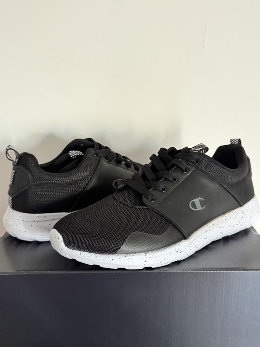 NIKE OUTLET , Маратонки Найк