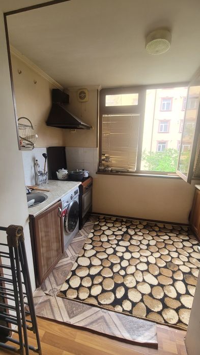 Сурочна  продается  квартира 3 комната В Самкоче