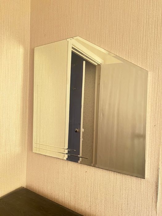 Мебель срочно даром