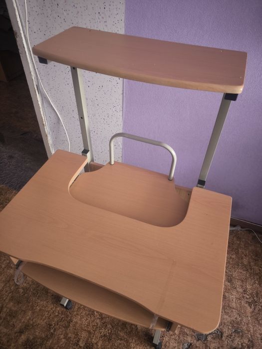 Стол компьютерный