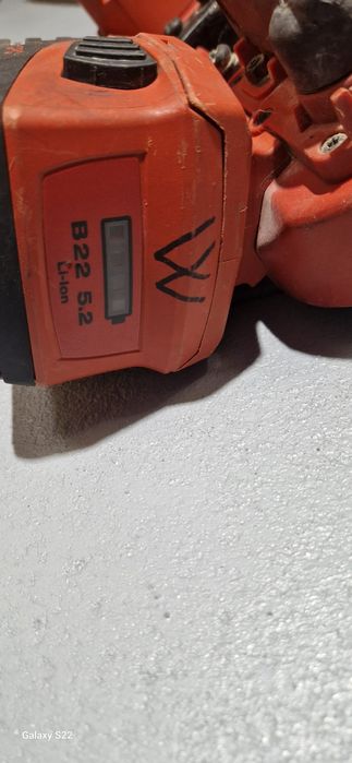 Hilti, Milwaukee ferestrau panglica pe acumulator