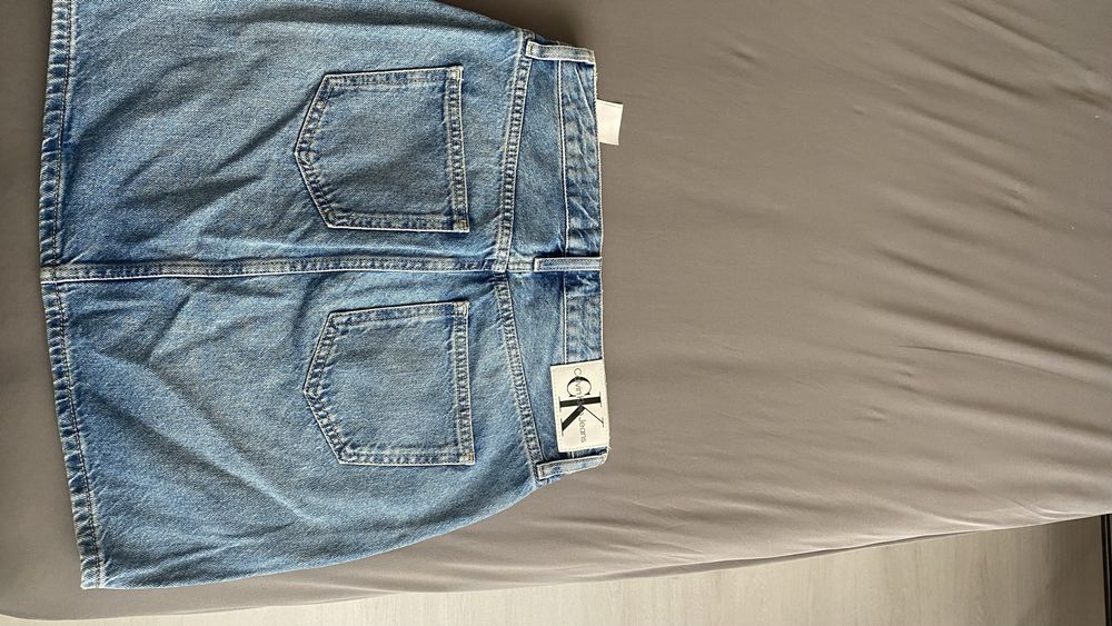 Рокли и пола - H&M, Zara, Calvin Klein