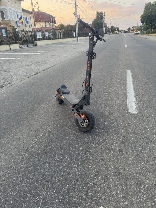 Vand trotineta electrica kukirin g4