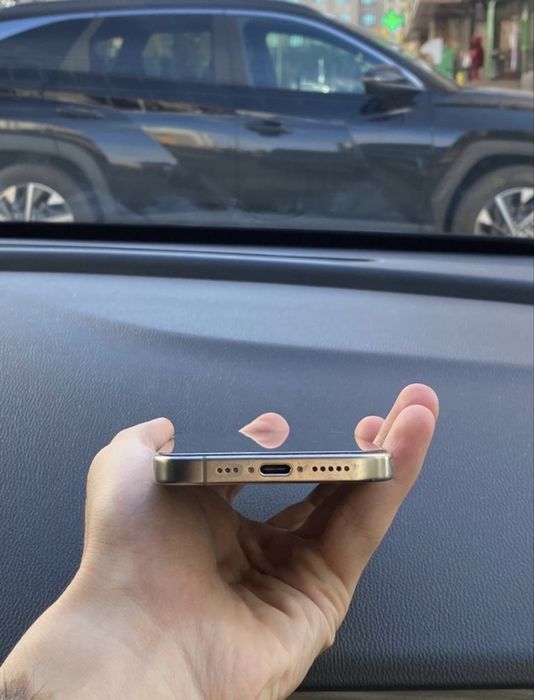 Iphone 15 pro Titanium