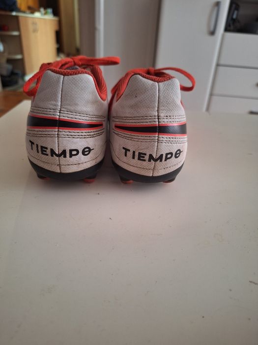 Футболни обувки Nike Tiempo номер 38