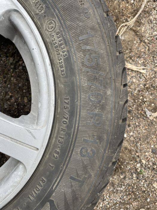 Продам резину на 13 с дисками