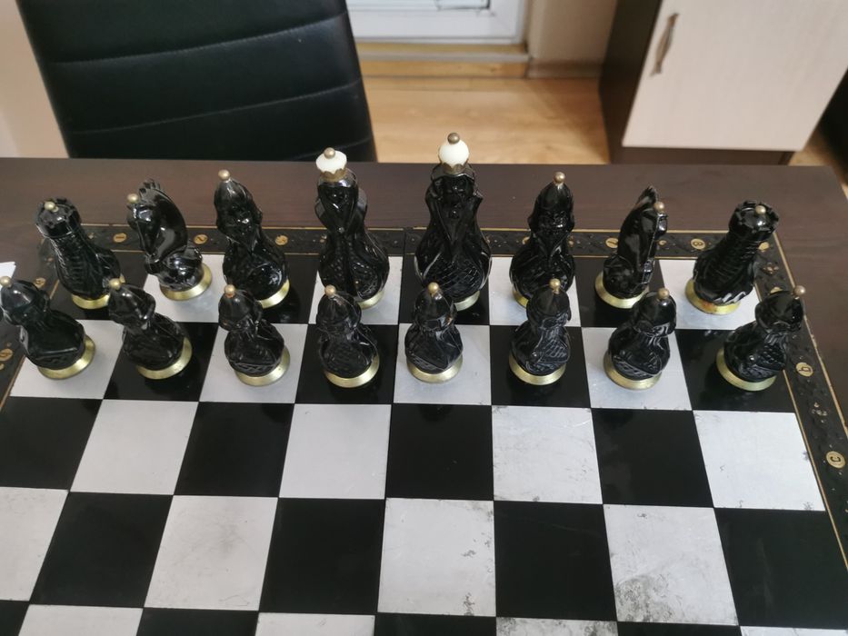 Ретро бакелитен шах