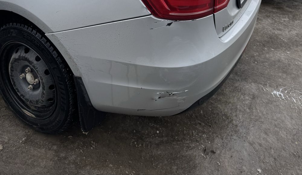 Заднии бампер веста