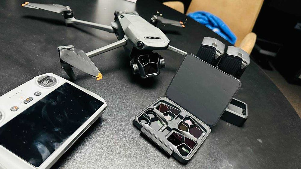Mavic 3 Pro Combo
