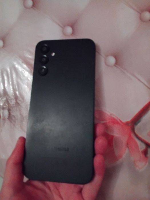 A14 /128 sotiladi toza tel qiz bola iwlatgan srowniy sotiladi