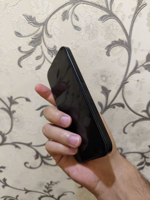Sotiladi apple IPhone 16pro 256tali