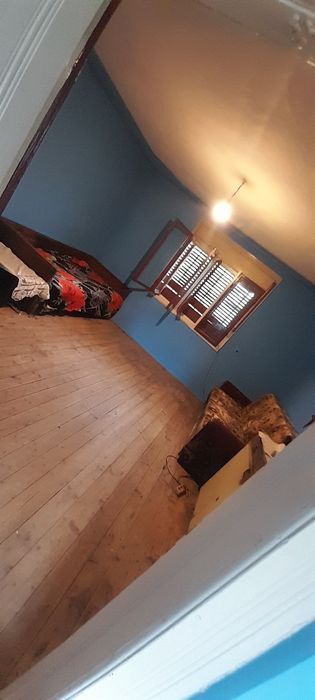 Casa de vanzare cu 2 camere + gradina