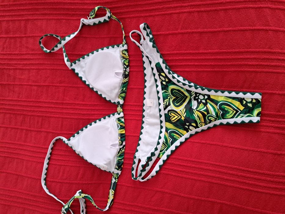 Нов бански от две части, размер L