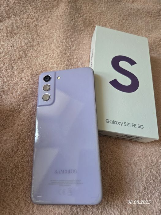 Продам Samsung s21FE 8/256