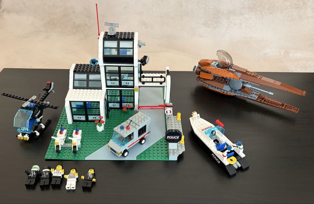 Различни лего сетове