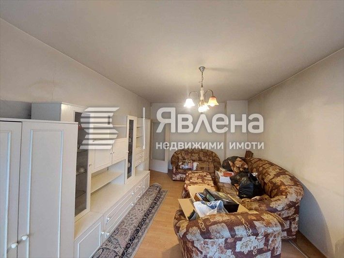 Продава се Тристаен апартамент в Ямбол, Център - 78 кв.м за 1475 €/кв.м - Снимка #6