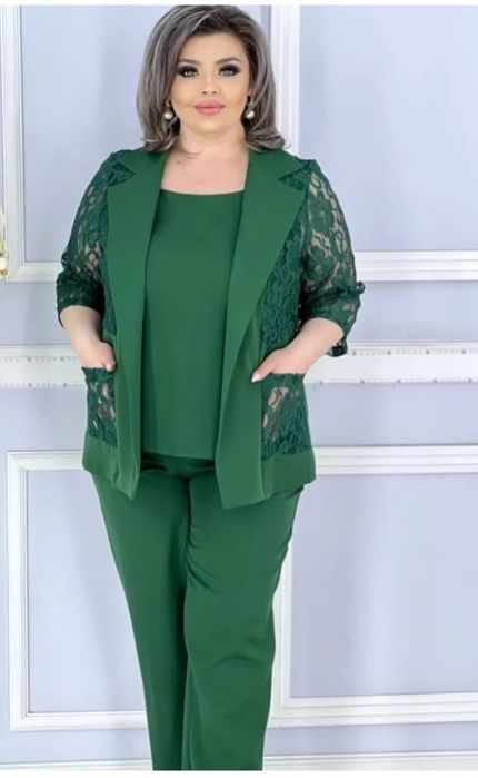 Ак койлек накидкасымен