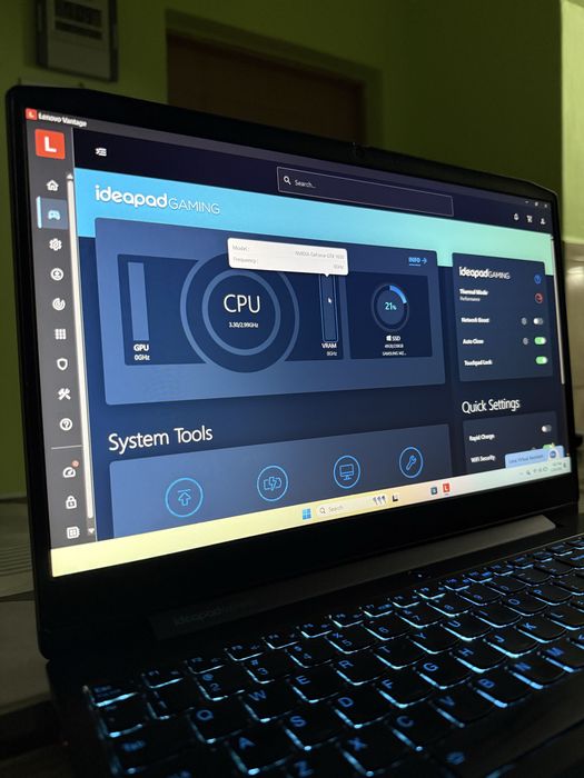 Laptop Gaming Lenovo IdeaPad 3 – Ryzen 5, GTX 1650, 8GB RAM, SSD 256GB