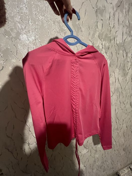 Продам женские кофты