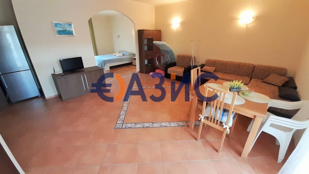 Продава се Двустаен апартамент в к.к. Елените - 72 кв.м за 882 €/кв.м - Снимка #7