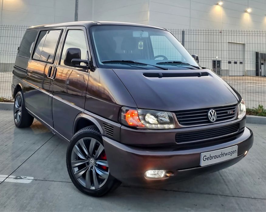 VW Caravelle 2.5Tdi 151Cp 2003 8locuri Clima spate Usi pe ambele parti