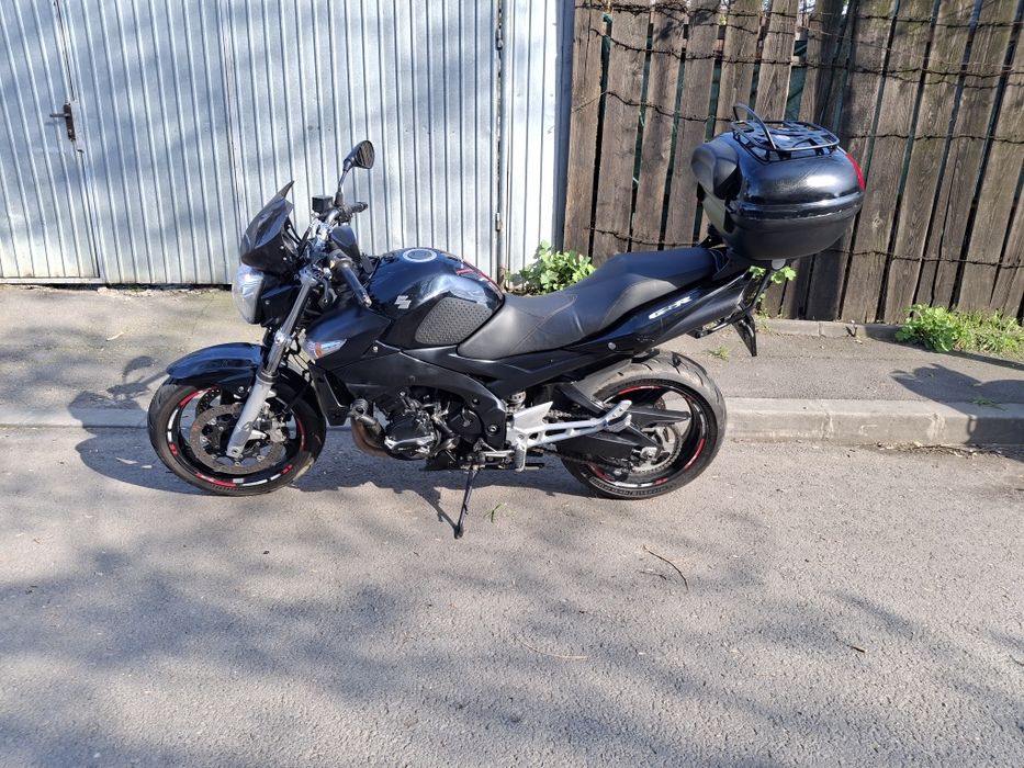 Suzuky gsr 600 2009